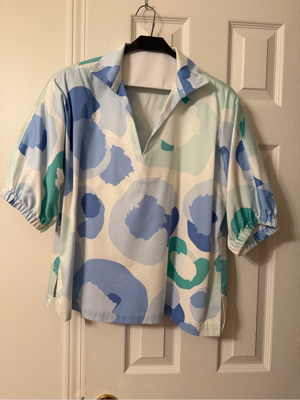 Poppy White w/ Light Blue & Green Printed V-Neck Blouse
